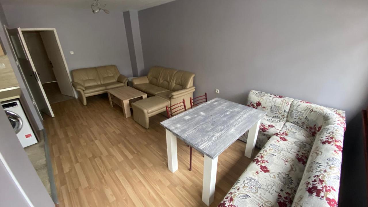 J&Z Rooms Burgas ภายนอก รูปภาพ