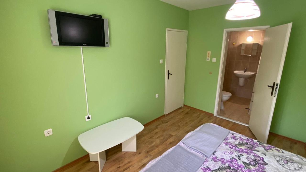 J&Z Rooms Burgas ภายนอก รูปภาพ